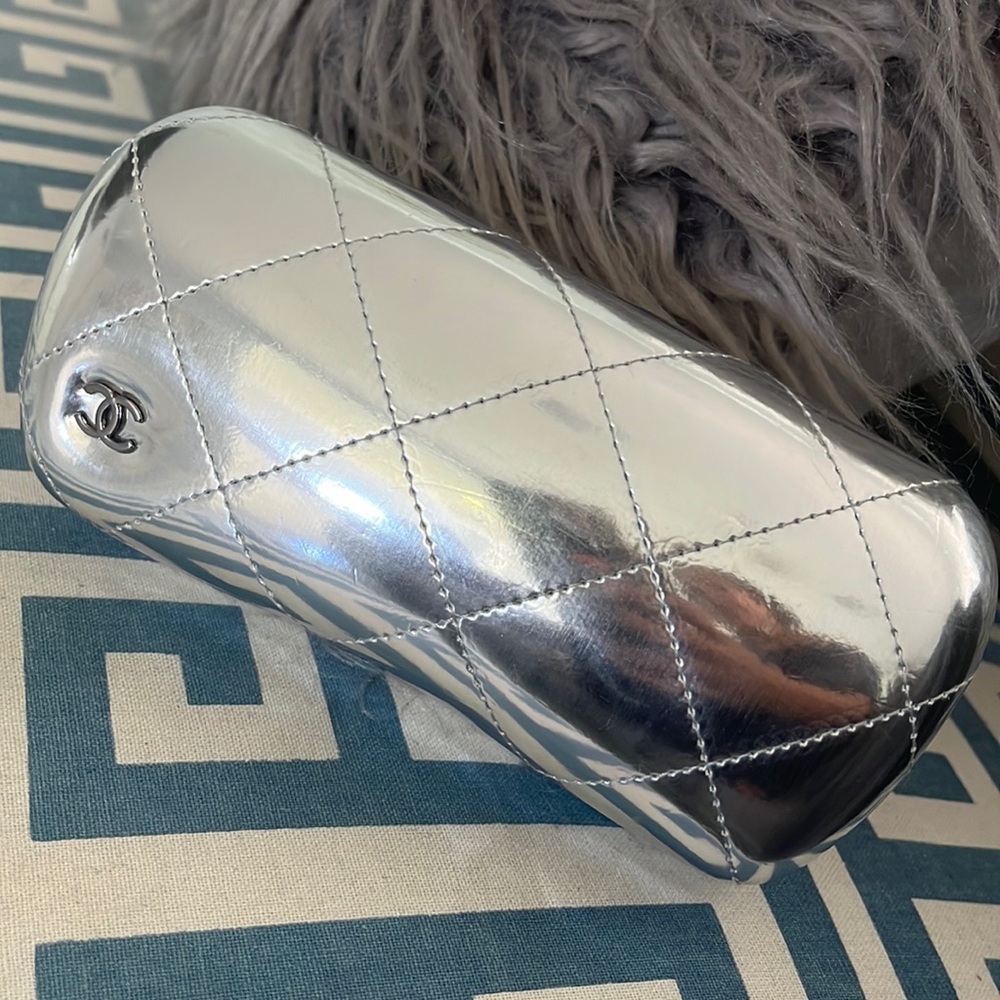 (YoChanel sun glasses with magnetic remover make ME AN OFFER